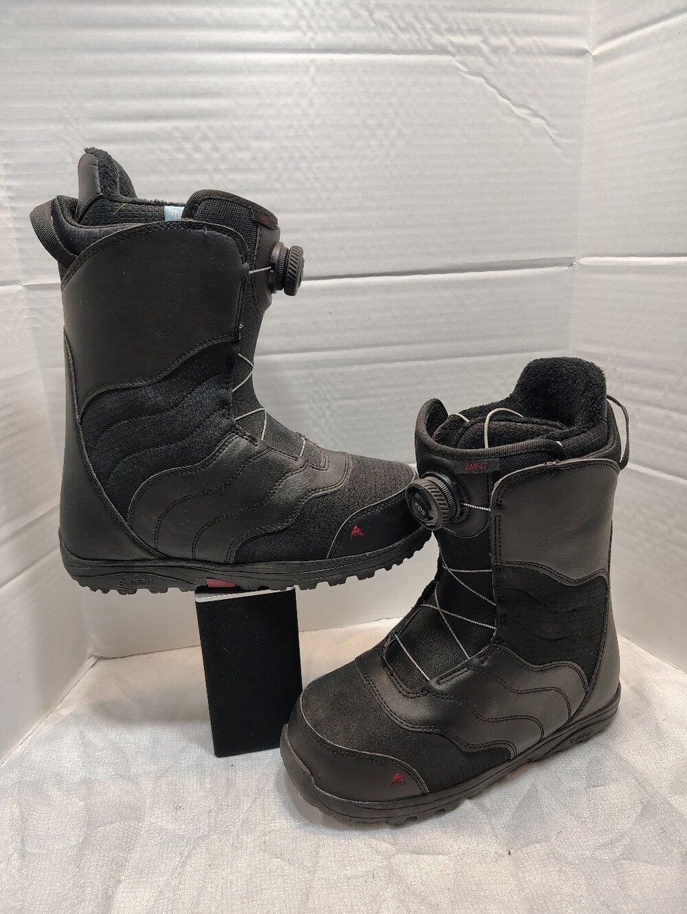 Burton Mint Boa Snowboard Boots Women # 9 US